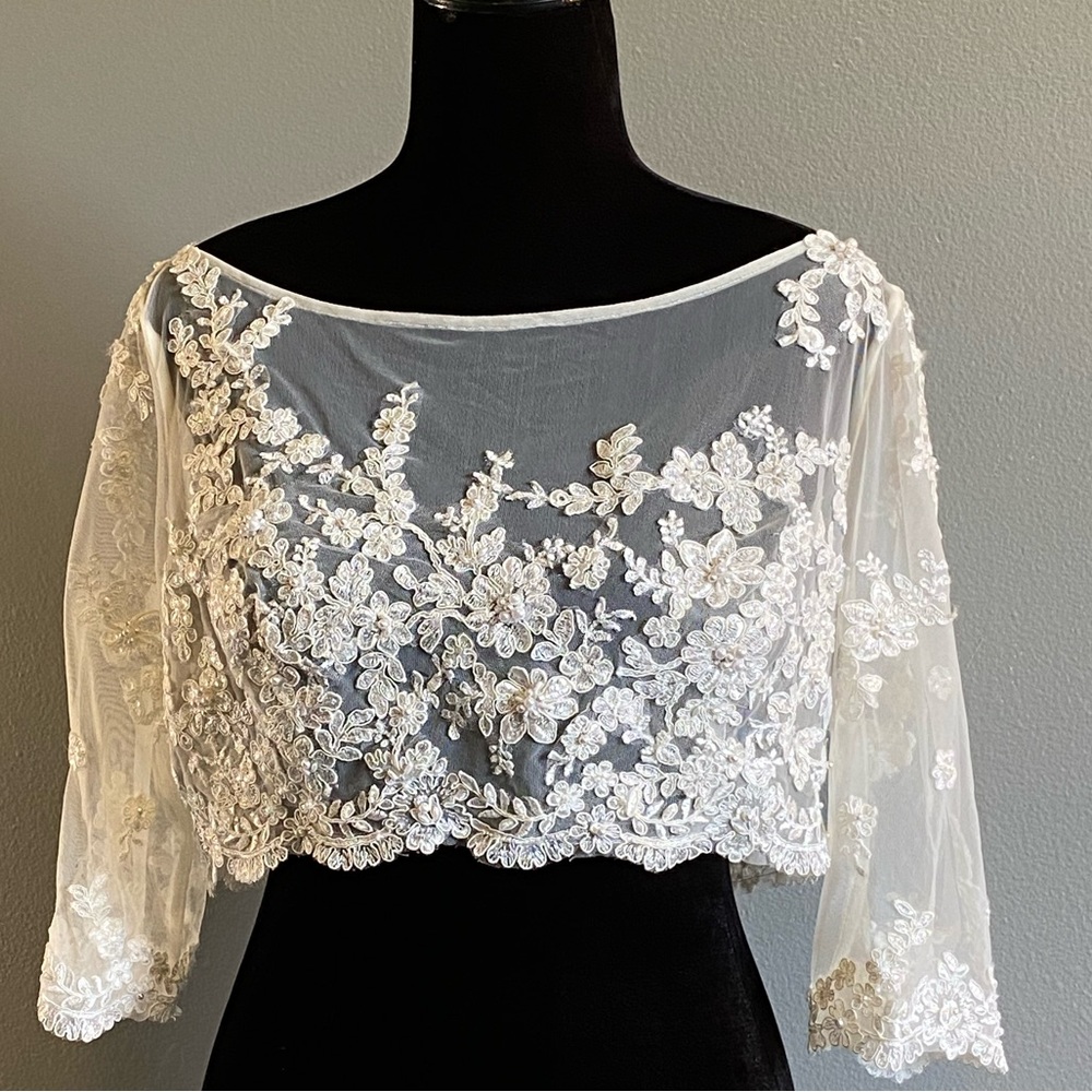 Wedding dress beaded buttoned V back bolero medium size